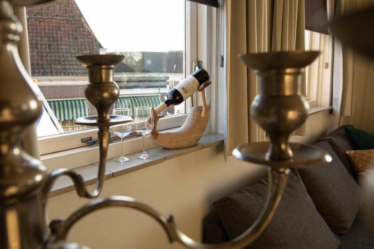Yep! Slapen Bij De Sluis Bed & Breakfast Blokzijl Exterior photo