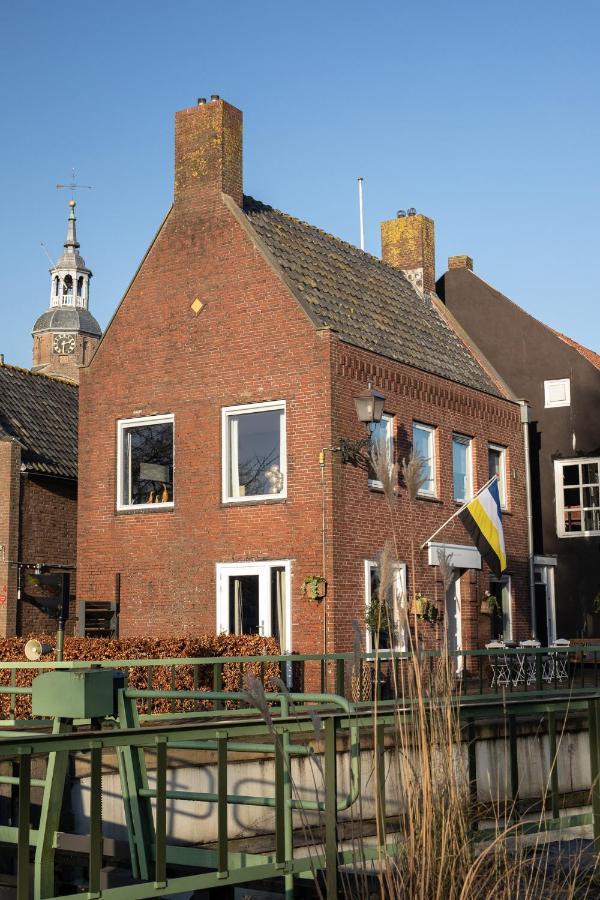Yep! Slapen Bij De Sluis Bed & Breakfast Blokzijl Exterior photo