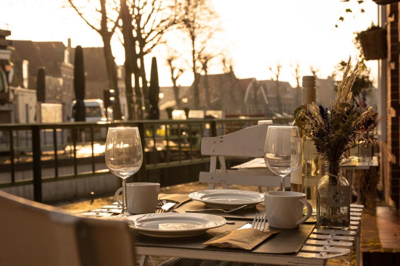 Yep! Slapen Bij De Sluis Bed & Breakfast Blokzijl Exterior photo