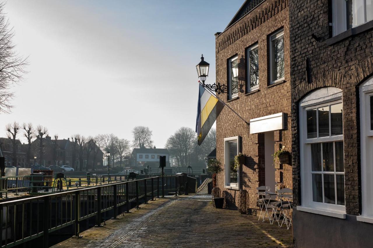 Yep! Slapen Bij De Sluis Bed & Breakfast Blokzijl Exterior photo